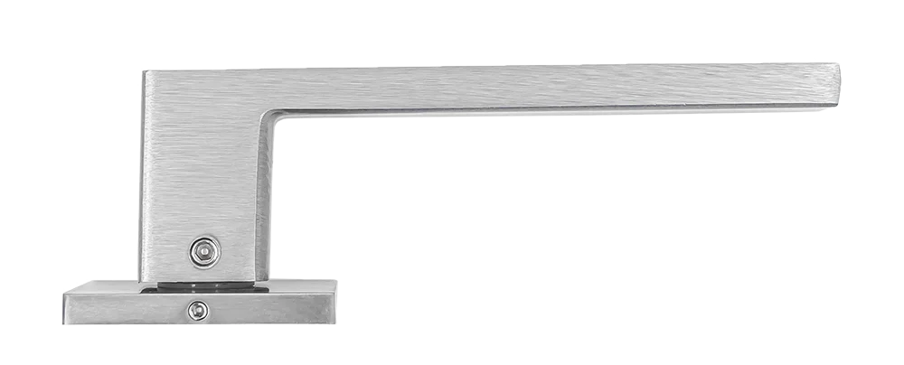 Ручка дверная SULLA  MH-48-S6 SSC/BL на квадратной розетке 6 мм, цвет суперматовый хром / черный, ЦАМ Light фото фурнитура Махачкала